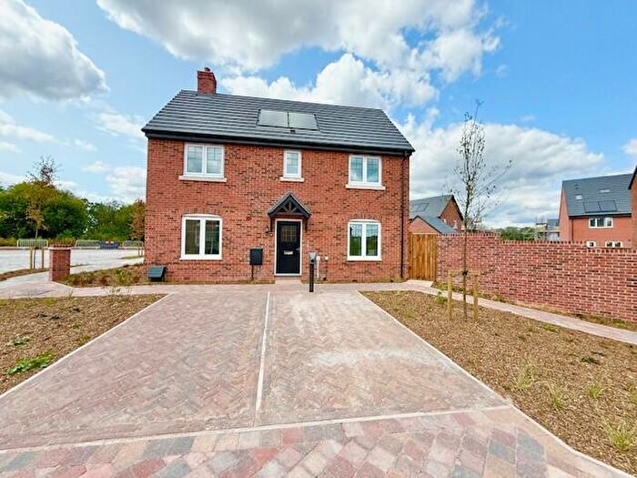 3 Bedroom Detached House To Rent In Starling Way, CW2