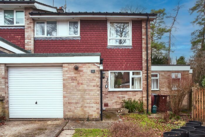 4 Bedroom End Of Terrace House For Sale In Mountfield, Goring On Thames, RG8