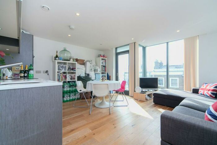 1 Bedroom Apartment To Rent In Packington Street, N1