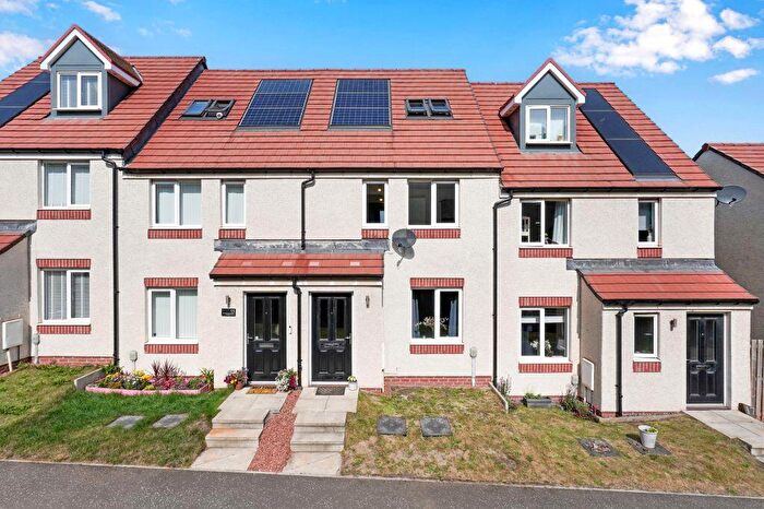 3 Bedroom Terraced House For Sale In Craighall Drive, Musselburgh, EH21