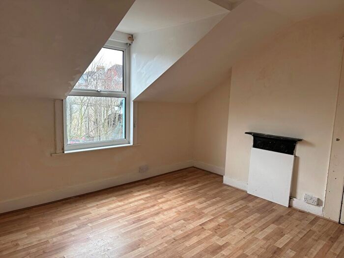 4 Bedroom House To Rent In Ryland Place, Folkestone, CT20