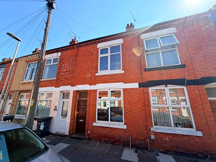 2 Bedroom Terraced House For Sale In Stuart Street, Leicester, LE3