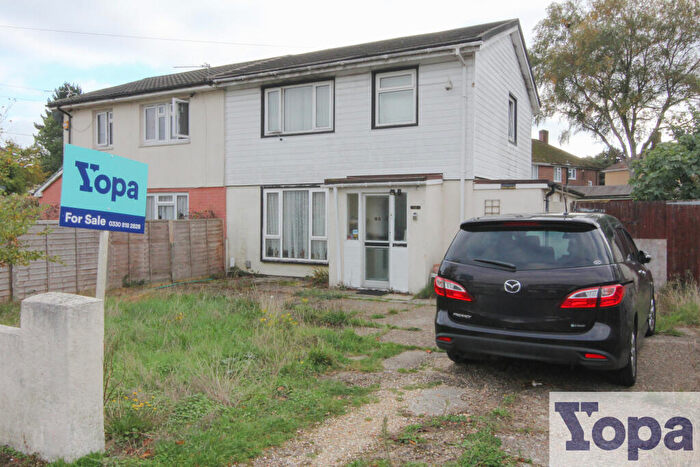 3 Bedroom Semi-Detached House For Sale In Mount Road, Bournemouth, BH11