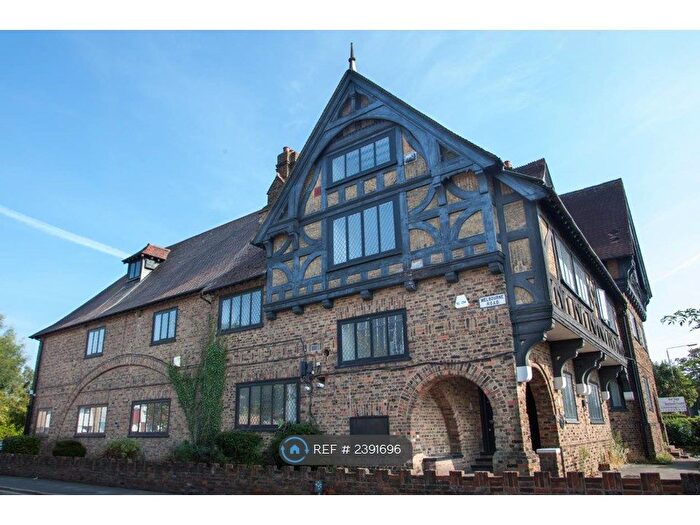 1 Bedroom Flat To Rent In High Street, Bushey, WD23