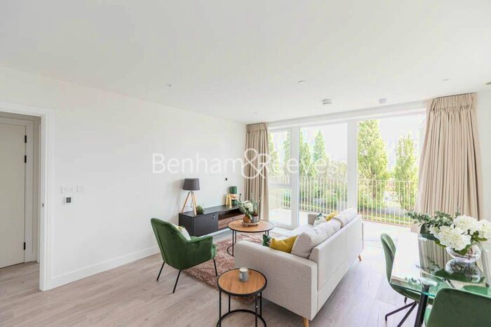 2 Bedroom Flat To Rent In Beresford Avenue, Wembley, HA0