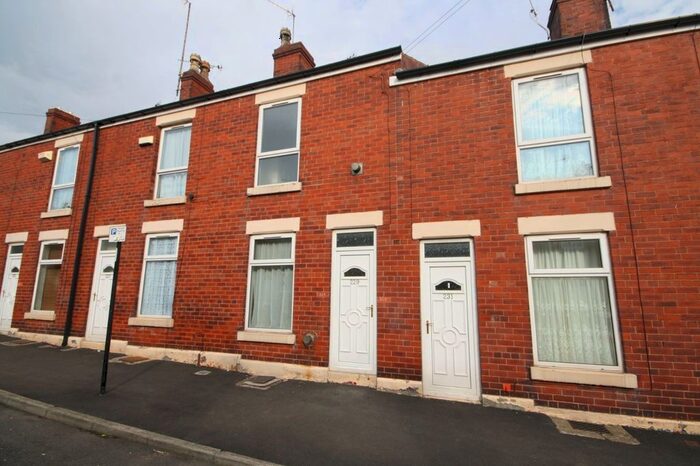 2 Bedroom Detached House To Rent In Lancing Road, Sheffield, South Yorkshire, S2