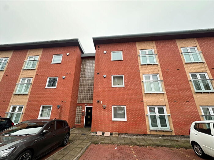 2 Bedroom Apartment To Rent In Pineview Gardens, Littleover, DE23