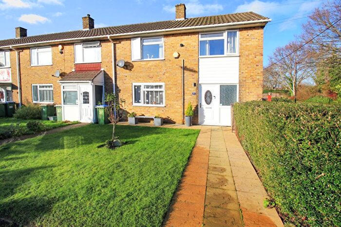 2 Bedroom Terraced House For Sale In Montague Close, Sholing, SO19