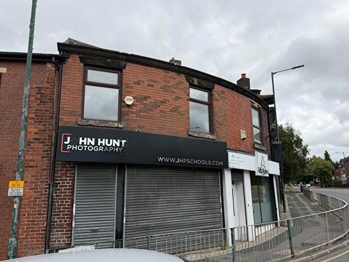 2 Bedroom Apartment To Rent In Stand Lane, Radcliffe, M26