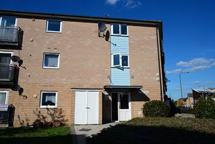 2 Bedroom Apartment To Rent In Miles Drive, Thamesmead West, SE28