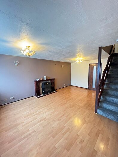 3 Bedroom Terraced House To Rent In Ardley Close, Dudley, DY2