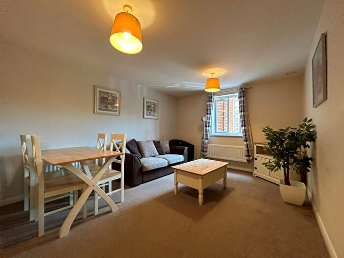 2 Bedroom Apartment To Rent In Brunel Crescent, SN2