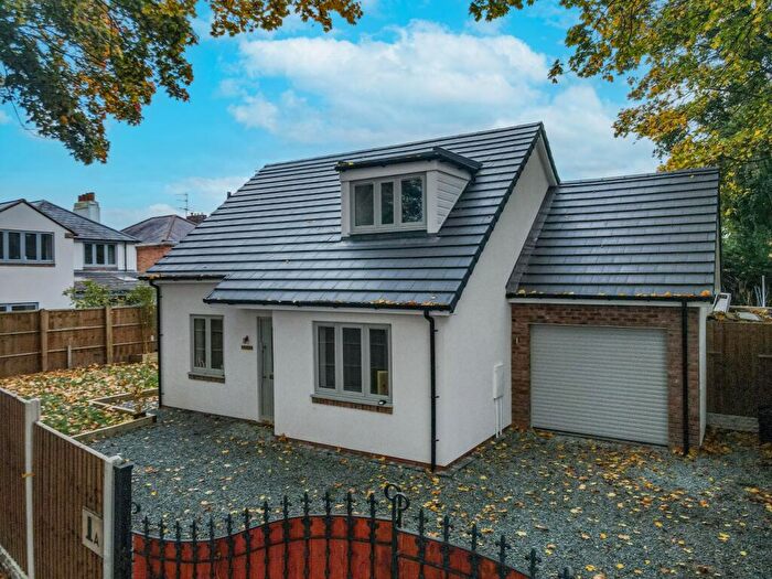 3 Bedroom Detached Bungalow For Sale In Sherwood Road, Bromsgrove, Worcestershire, B60