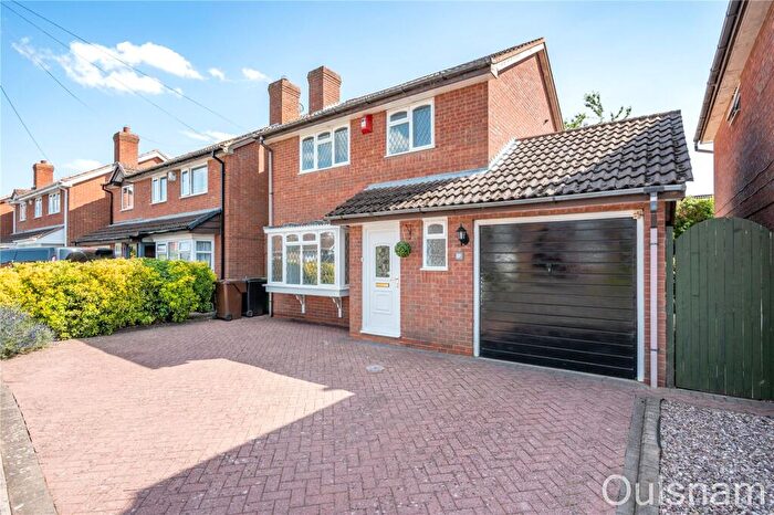 3 Bedroom Detached House For Sale In Lynden Close, Bromsgrove, Worcestershire, B61