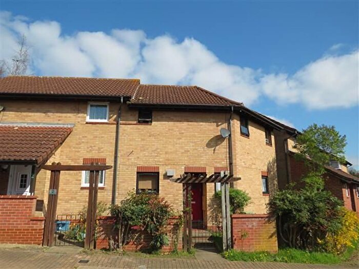 2 Bedroom Property To Rent In Phillip Court, Shenley Church End, Milton Keynes, MK5
