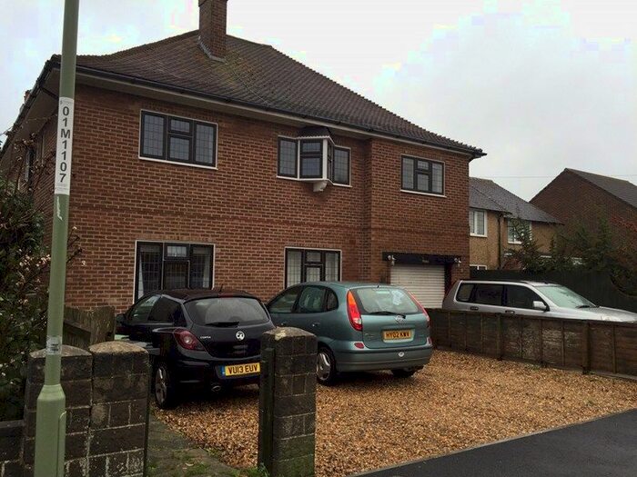 3 Bedroom Flat To Rent In Montserrat Road, Lee-On-The-Solent, Hampshire PO13