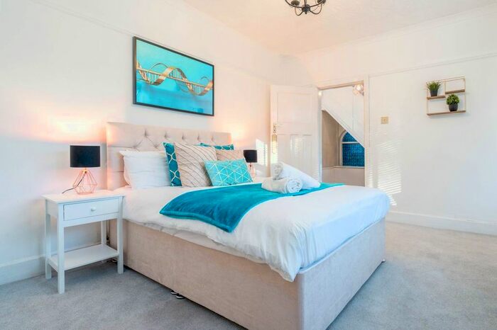 5 Bedroom Flat To Rent In Mill Lane, Birmingham, B31
