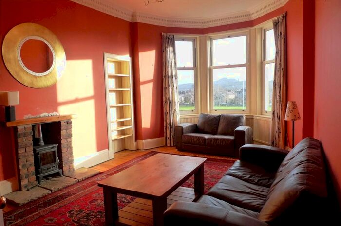 2 Bedroom Flat To Rent In Bangholm Terrace, Inverleith, Edinburgh, EH3