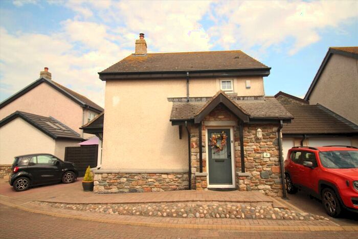 3 Bedroom House For Sale In Waver Court, Barrow In Furness, LA13