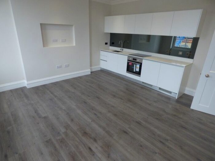 1 Bedroom Flat To Rent In Hassett Road, Homerton, E9