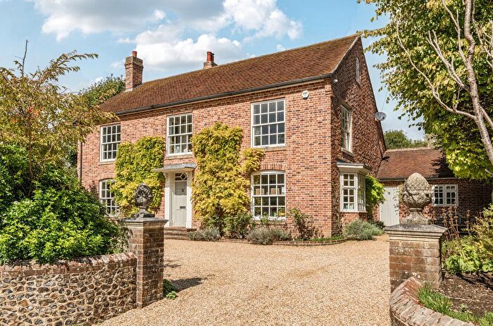 5 Bedroom Detached House For Sale In Chapel Road, Meonstoke, Southampton, Hampshire, SO32