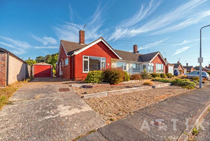 2 Bedroom Semi Detached Bungalow For Sale In Oak Way, Halesworth, IP19