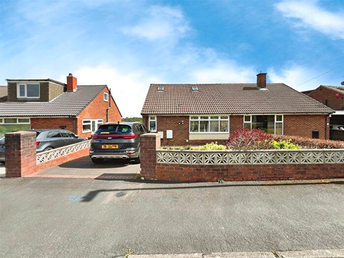 2 Bedroom Property For Sale In Bankfield Grove, Scot Hay, Newcastle, ST5