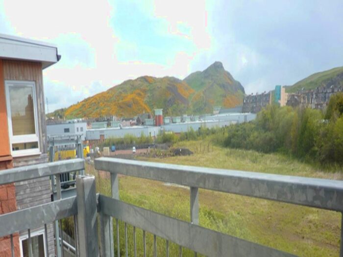 2 Bedroom Flat To Rent In Albion Gardens, Edinburgh, EH7