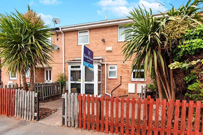 3 Bedroom Terraced House For Sale In Green Lea, Oulton, Leeds, West Yorkshire, LS26