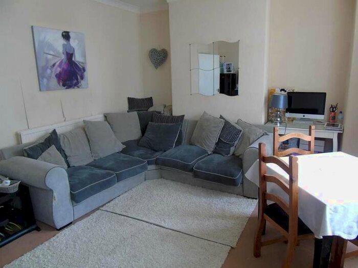 1 Bedroom Property To Rent In Cowbridge Road East, Canton, Cardiff, CF5