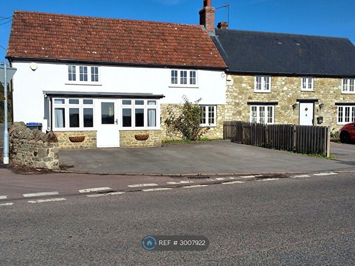 4 Bedroom Semi Detached House To Rent In Oak Cottage, Warminster, BA12