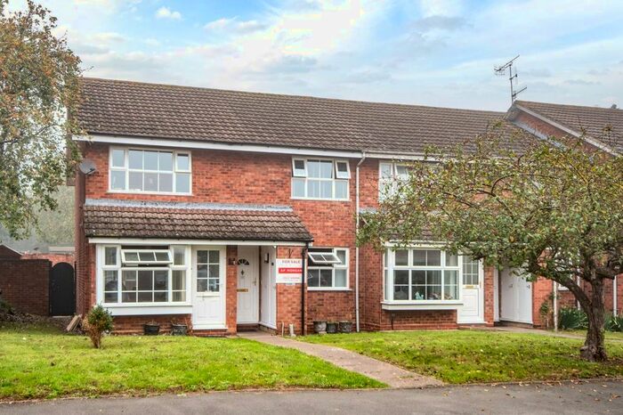 2 Bedroom Maisonette To Rent In Trevelyan Crescent, Stratford-Upon-Avon, Warwickshire, CV37