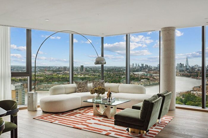 2 Bedroom Flat For Sale In Vetro, West India Dock Road, E14