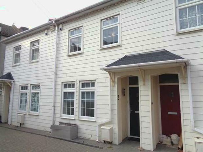 3 Bedroom Property To Rent In Marine Parade, Southend On Sea, SS1