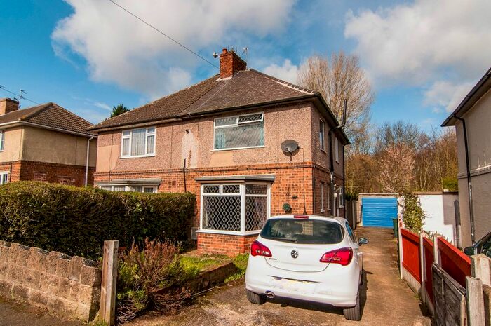 3 Bedroom Semi-Detached House To Rent In Basil Avenue, Armthorpe, Doncaster, DN3