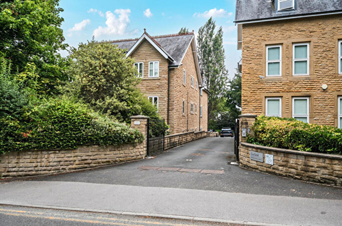 2 Bedroom Flat For Sale In Linfield, Grove Road, Headingley, Leeds, LS6
