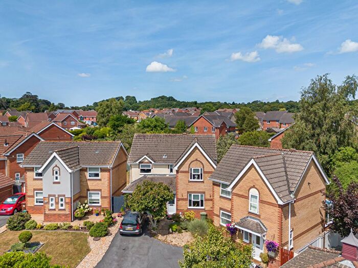4 Bedroom Detached House For Sale In Maes Ty Gwyn, Llangennech, Llanelli, SA14
