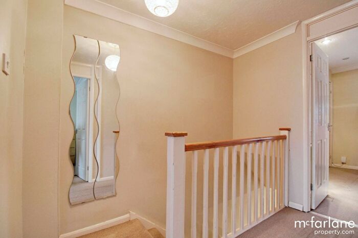 3 Bedroom Terraced House For Sale In Edale Moor, Swindon, SN3