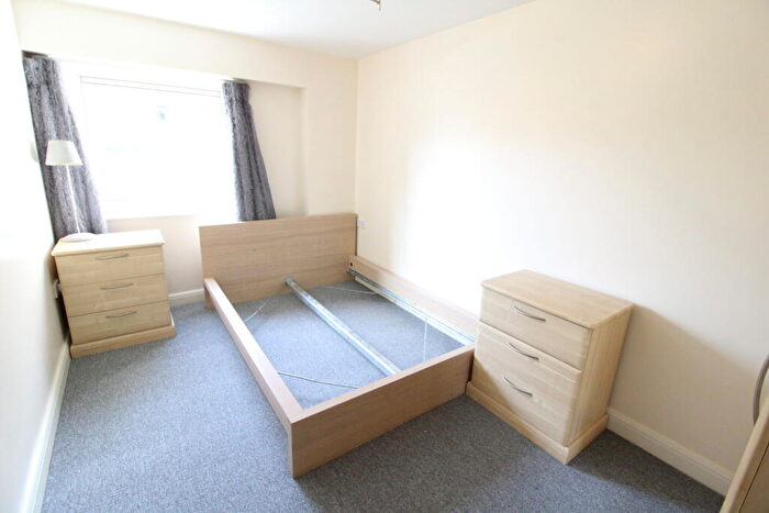 2 Bedroom Apartment To Rent In Royal Plaza, Westfield Terrace, Sheffield, S1