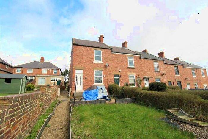 2 Bedroom End Of Terrace House To Rent In Tenter Garth, Throckley, Newcastle Upon Tyne, NE15