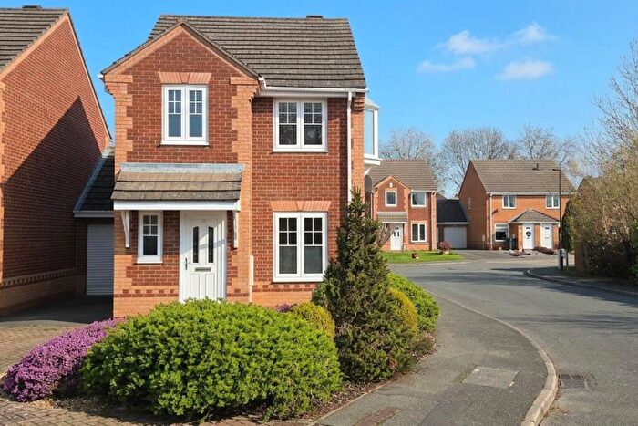 3 Bedroom Detached House For Sale In Old House Road, Newbold, S40