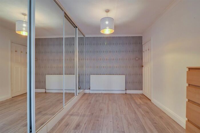 2 Bedroom Flat To Rent In Blawith Road, Harrow-On-The-Hill, Harrow HA1