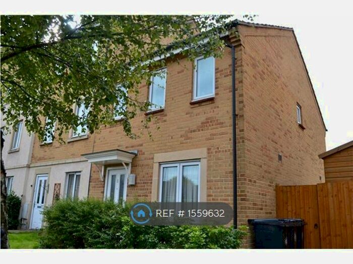 3 Bedroom Semi-Detached House To Rent In Keats Court, Bristol, BS7