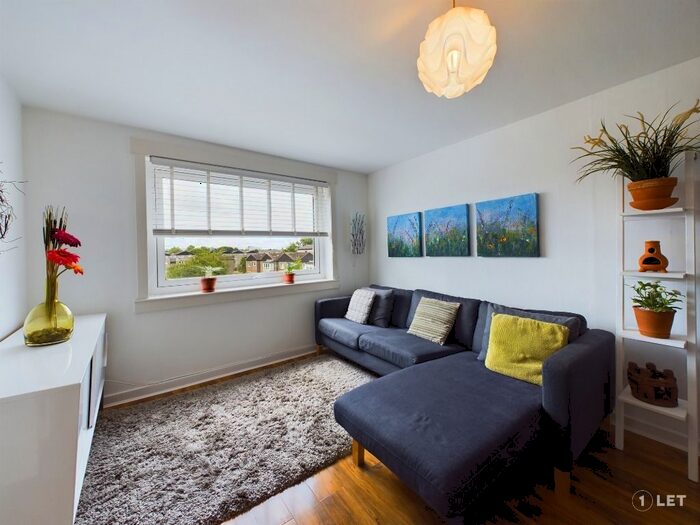 2 Bedroom Flat To Rent In Saughton Mains Terrace, Saughton, Edinburgh, EH11