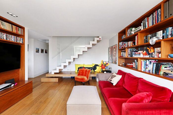 3 Bedroom Flat For Sale In Airlie Gardens, Kensington, W8