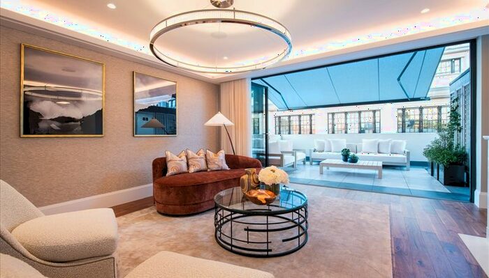 3 Bedroom Flat To Rent In Young Street, London, W8