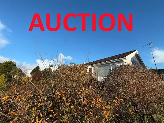 3 Bedroom Semi Detached Bungalow For Sale In Carey Park, Helston, TR13