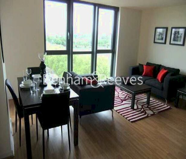 1 Bedroom Flat To Rent In Homerton Road, Canary Wharf, E9