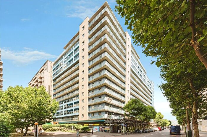 2 Bedroom Flat To Rent In Westgate Apartments, Western Gateway, London, E16