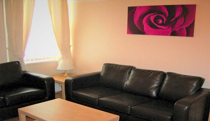 2 Bedroom Flat To Rent In Rothbury Terrace, Heaton, Newcastle Upon Tyne, NE6
